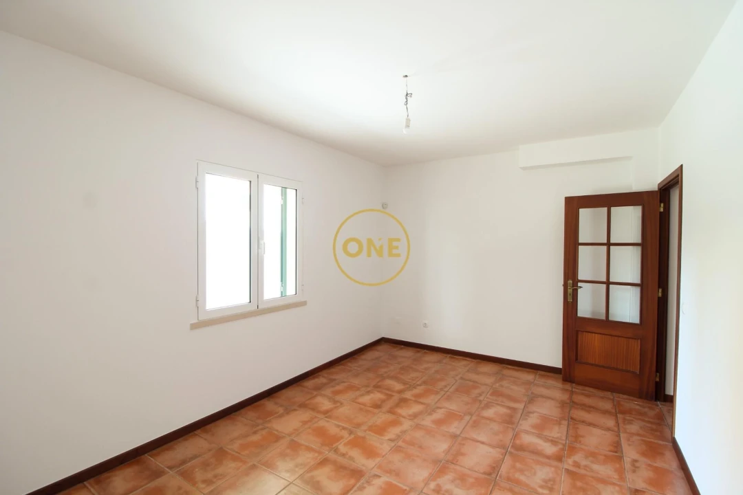 Moradia T4 para Venda em Caniço Foto 40