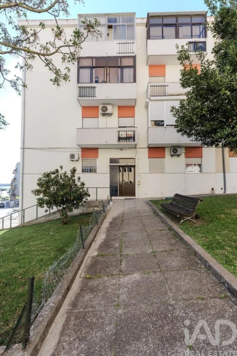 Apartamento T3 para Venda em Alto do Seixalinho, Santo André e Verderena