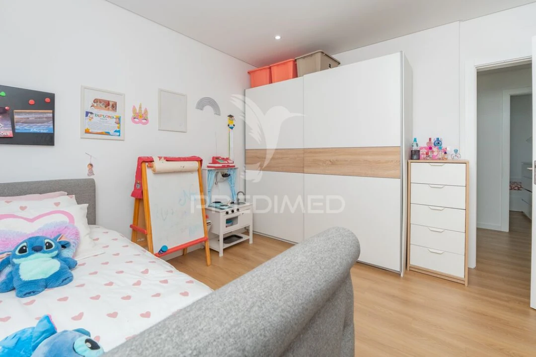 Apartamento T3 para Venda em Póvoa de Santa Iria e Forte da Casa Foto 17