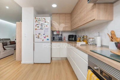 Apartamento T3 para Venda em Póvoa de Santa Iria e Forte da Casa