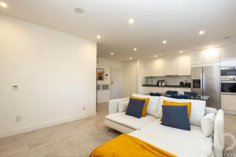 Apartamento T1 para Arrendamento em Montenegro Foto 8