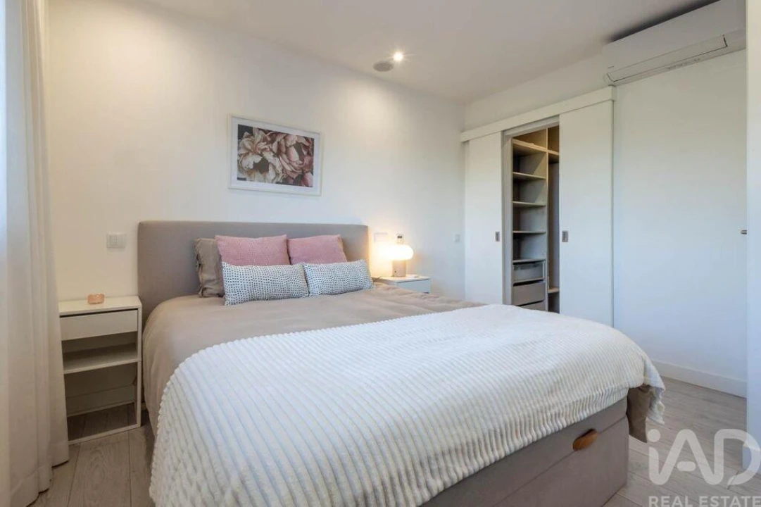 Apartamento T1 para Arrendamento em Montenegro Foto 13