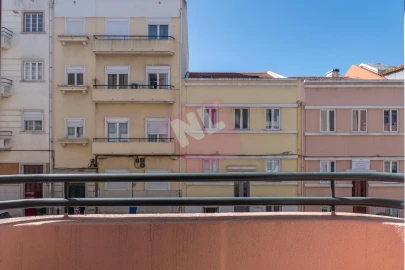 Apartamento T2 para Arrendamento em Avenidas Novas