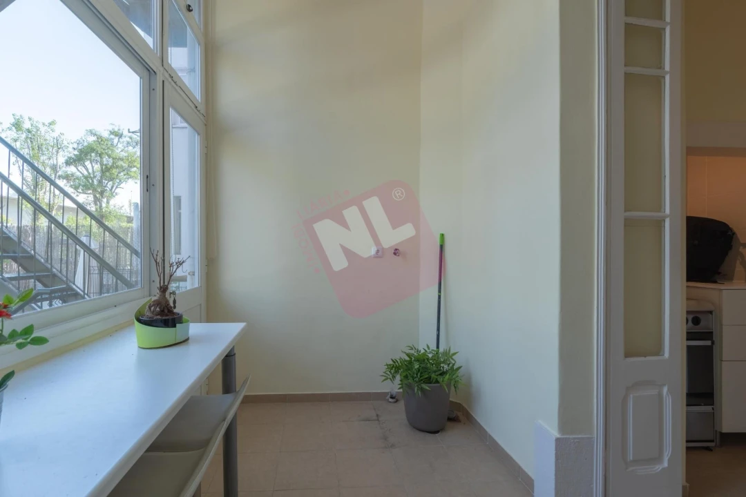 Apartamento T2 para Arrendamento em Avenidas Novas Foto 15