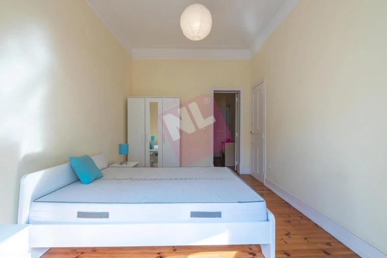 Apartamento T2 para Arrendamento em Avenidas Novas Foto 8