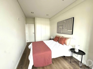 Apartamento T3 para Venda em Benfica