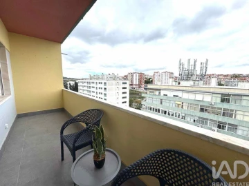 Apartamento T3 para Venda em Benfica