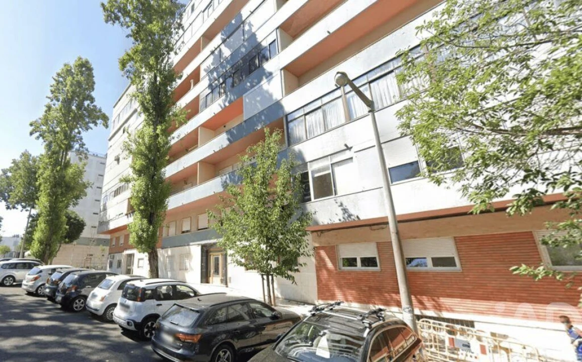 Apartamento T3 para Venda em Benfica Foto 23
