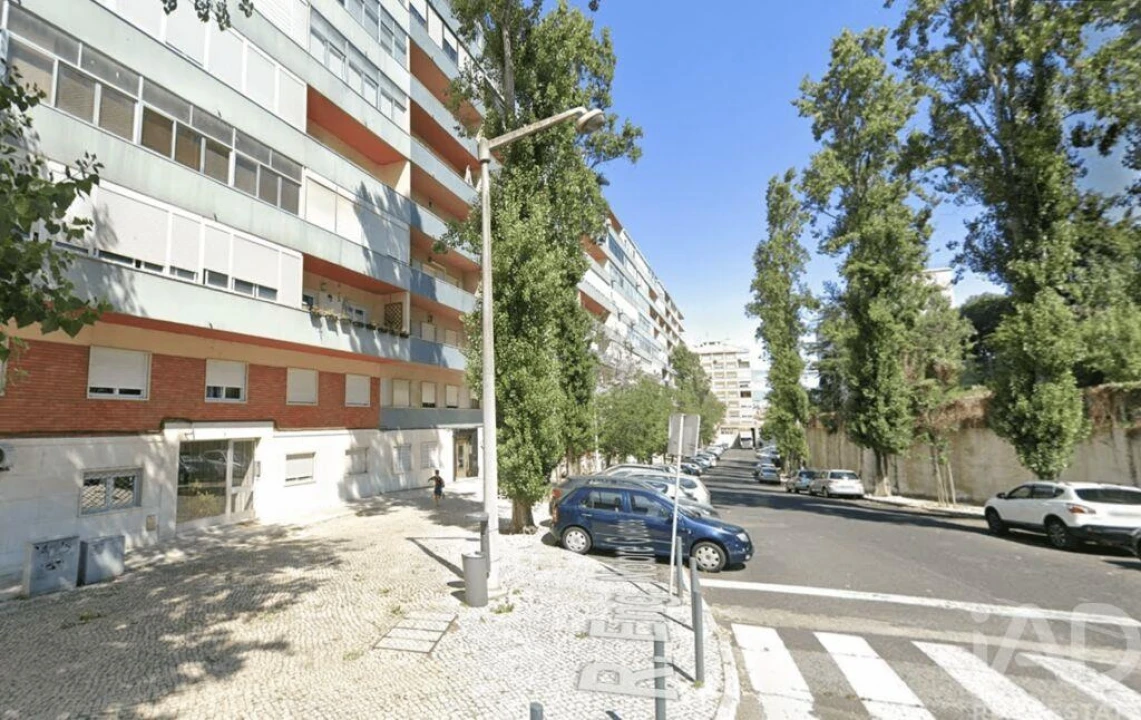 Apartamento T3 para Venda em Benfica Foto 24