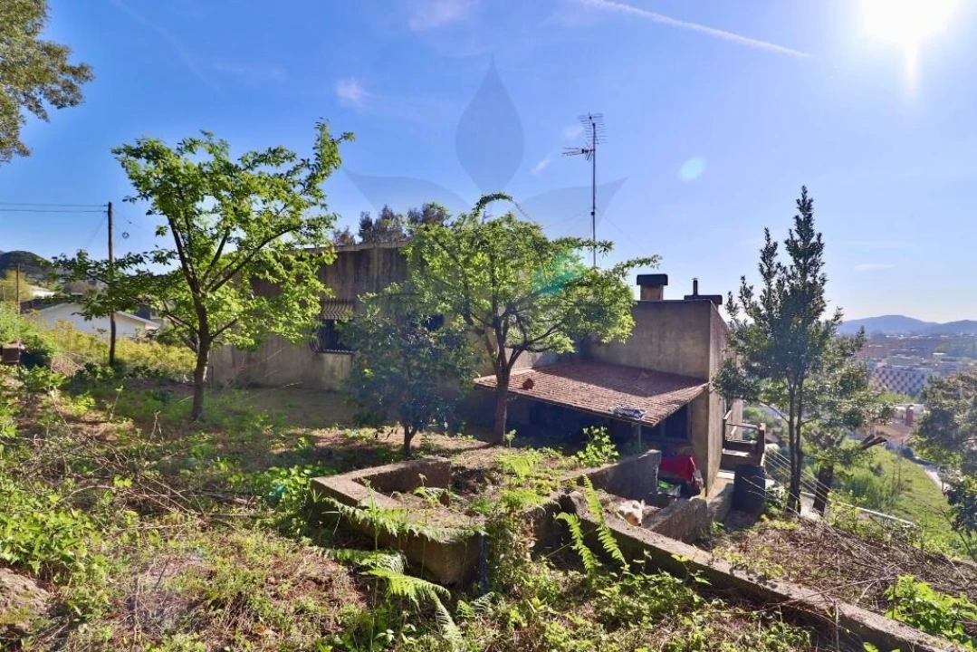 Moradia T5 para Venda em Nogueiró e Tenões Foto 42