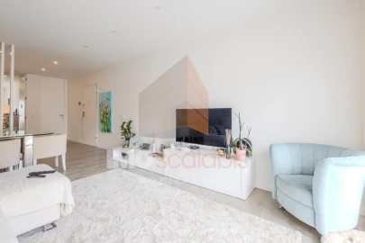 Apartamento T3 para Venda em Romeira e Várzea