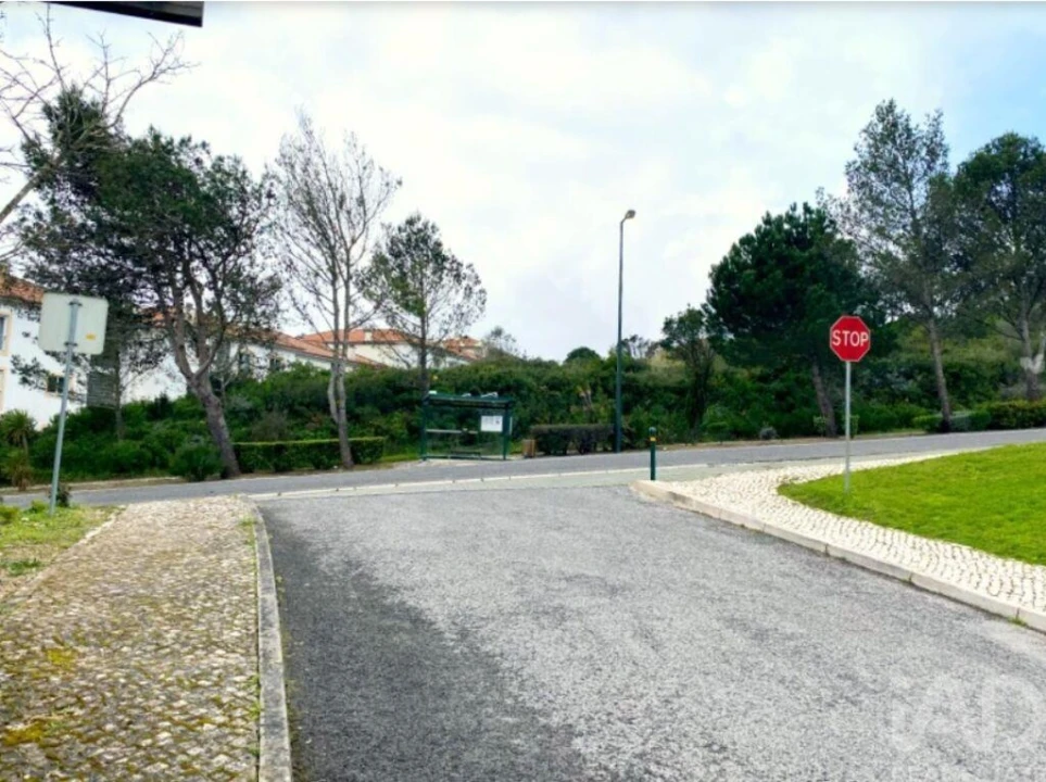 Terreno para Venda em Queluz e Belas Foto 3