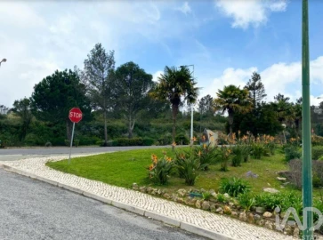 Terreno para Venda em Queluz e Belas