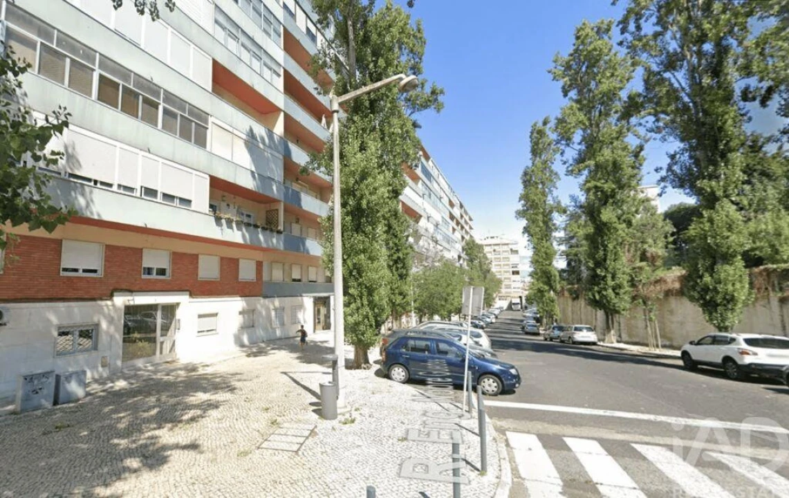 Apartamento T3 para Venda em Benfica Foto 30