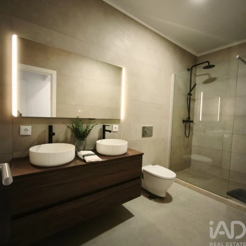 Apartamento T3 para Venda em Benfica Foto 5