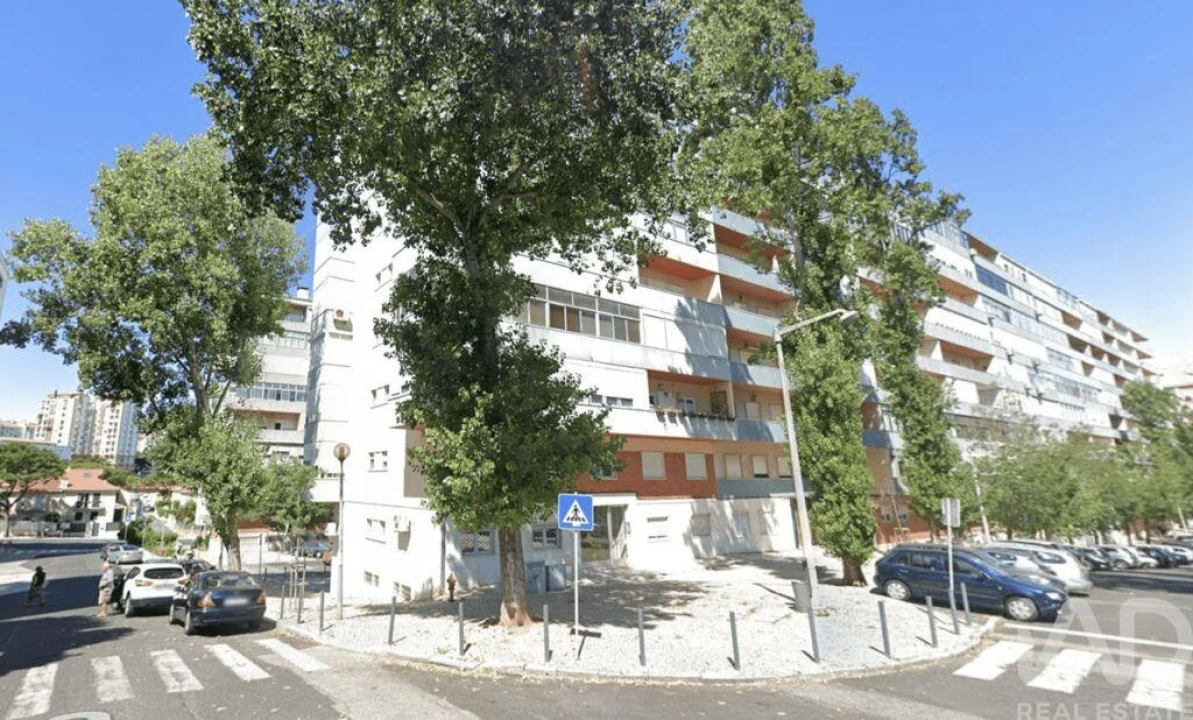 Apartamento T3 para Venda em Benfica Foto 31