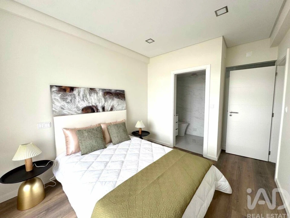 Apartamento T3 para Venda em Benfica Foto 11