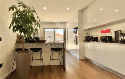 Moradia T4 para Venda em Esmoriz