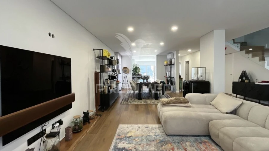 Moradia T4 para Venda em Esmoriz Foto 9