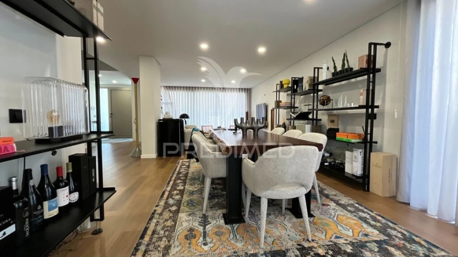 Moradia T4 para Venda em Esmoriz Foto 10