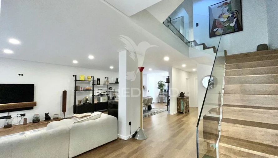 Moradia T4 para Venda em Esmoriz Foto 2