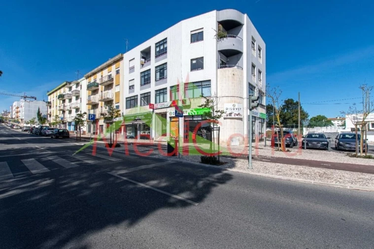 Apartamento T3 para Venda em Cartaxo e Vale da Pinta Foto 39