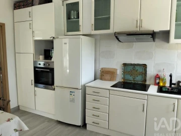 Moradia T1 para Venda em Nossa Senhora do Pranto