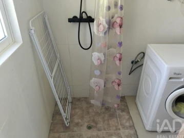 Moradia T1 para Venda em Nossa Senhora do Pranto