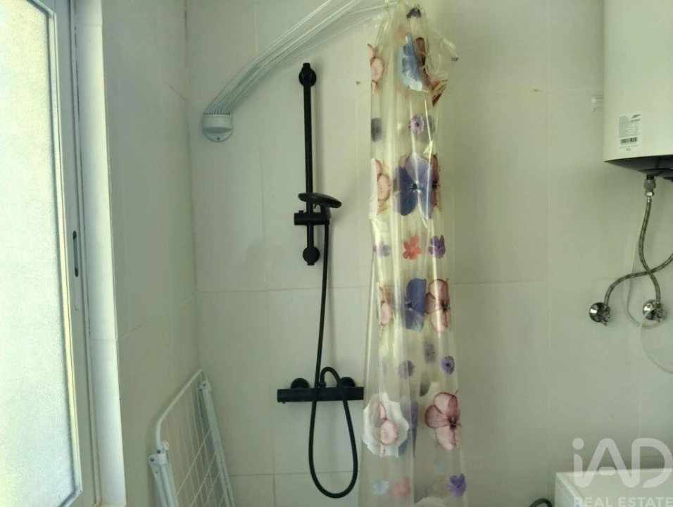 Moradia T1 para Venda em Nossa Senhora do Pranto Foto 34