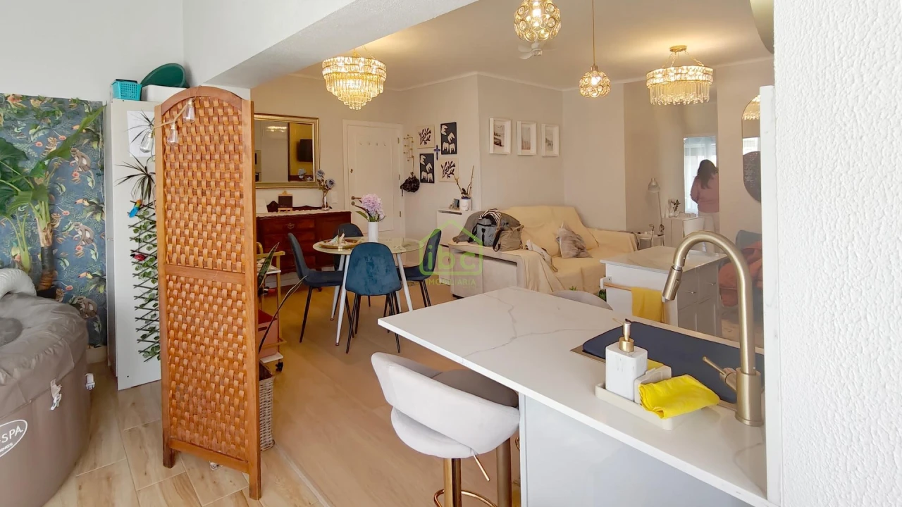 Apartamento T3 para Venda em Arvore Foto 2