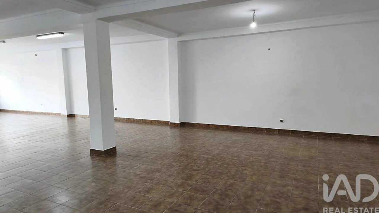 Loja para Venda em Cadaval e Pêro Moniz Foto 13