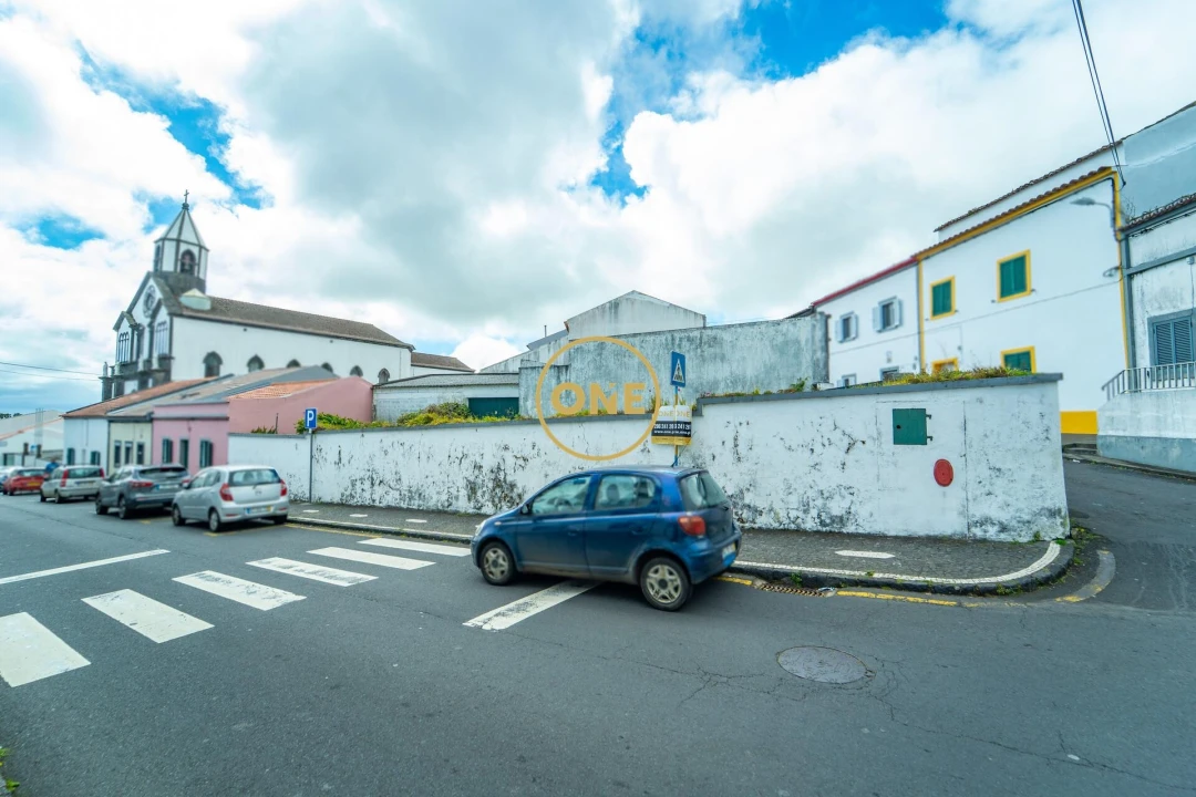 Moradia T2 para Venda em Fajã de Cima Foto 4