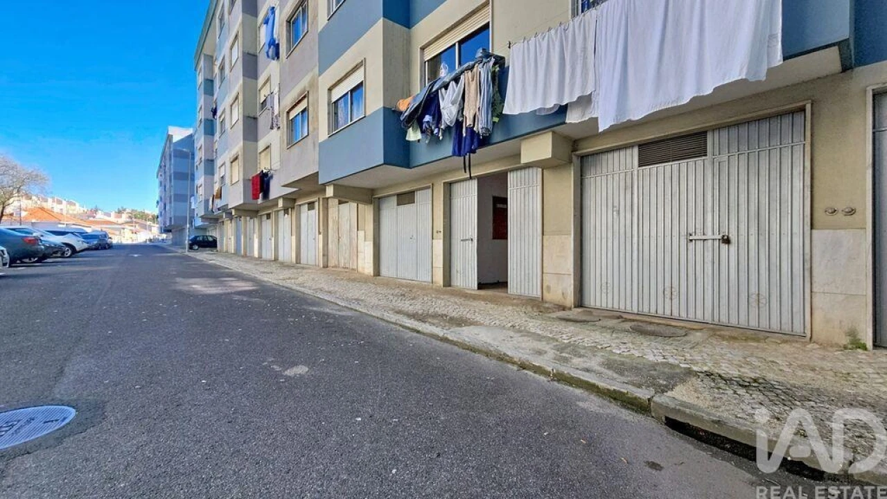 Garagem para Venda em Agualva e Mira-Sintra Foto 13