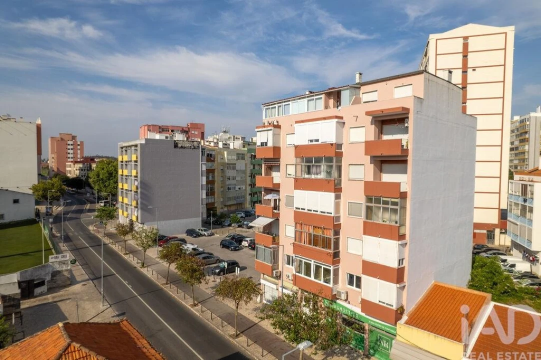 Apartamento T2 para Venda em União das Freguesias de Setúbal Foto 25