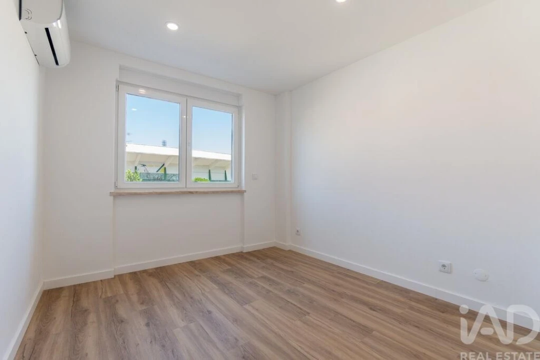 Apartamento T2 para Venda em União das Freguesias de Setúbal Foto 14