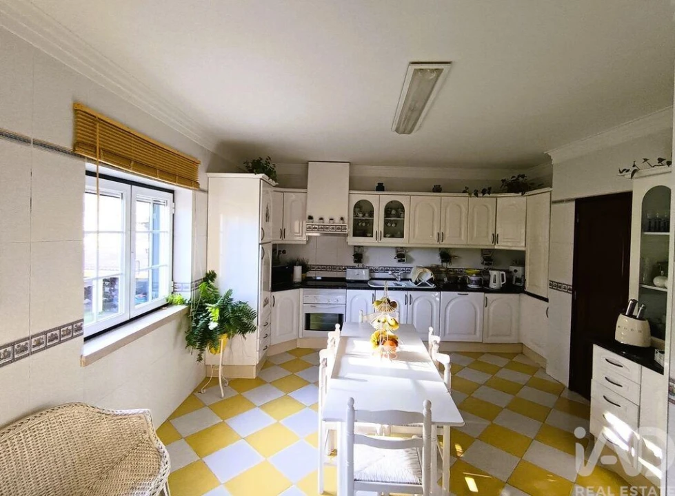 Moradia T8 para Venda em Castanheira do Ribatejo e Cachoeiras Foto 9