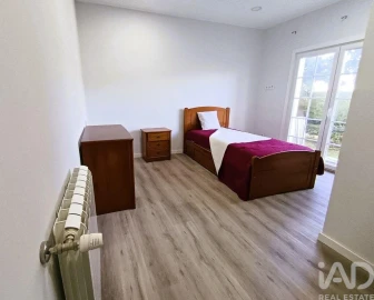 Moradia T8 para Venda em Castanheira do Ribatejo e Cachoeiras