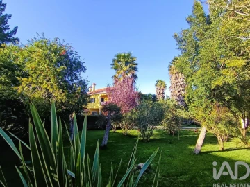 Moradia T8 para Venda em Castanheira do Ribatejo e Cachoeiras