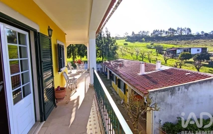 Moradia T8 para Venda em Castanheira do Ribatejo e Cachoeiras