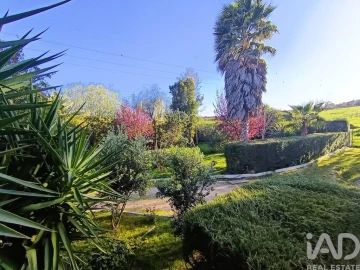 Moradia T8 para Venda em Castanheira do Ribatejo e Cachoeiras