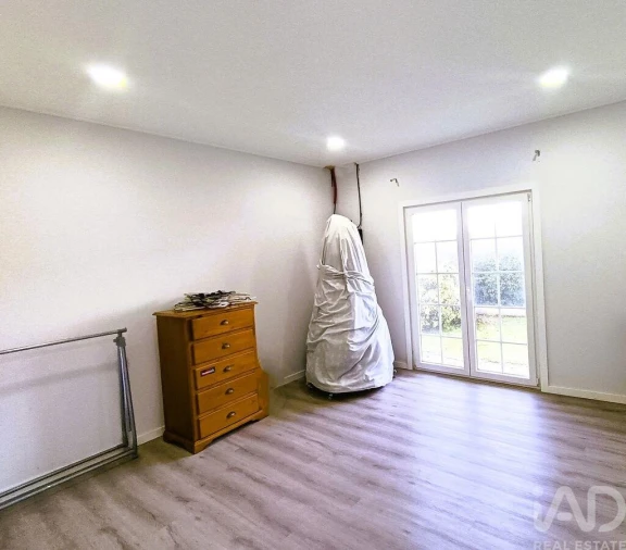 Moradia T8 para Venda em Castanheira do Ribatejo e Cachoeiras Foto 36