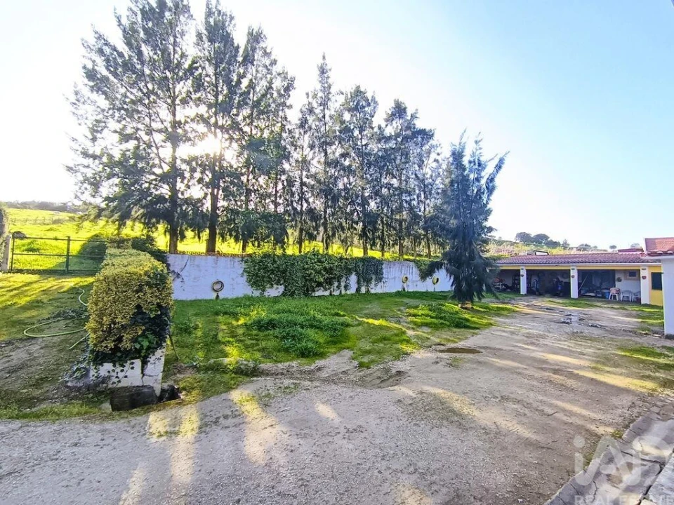 Moradia T8 para Venda em Castanheira do Ribatejo e Cachoeiras Foto 21