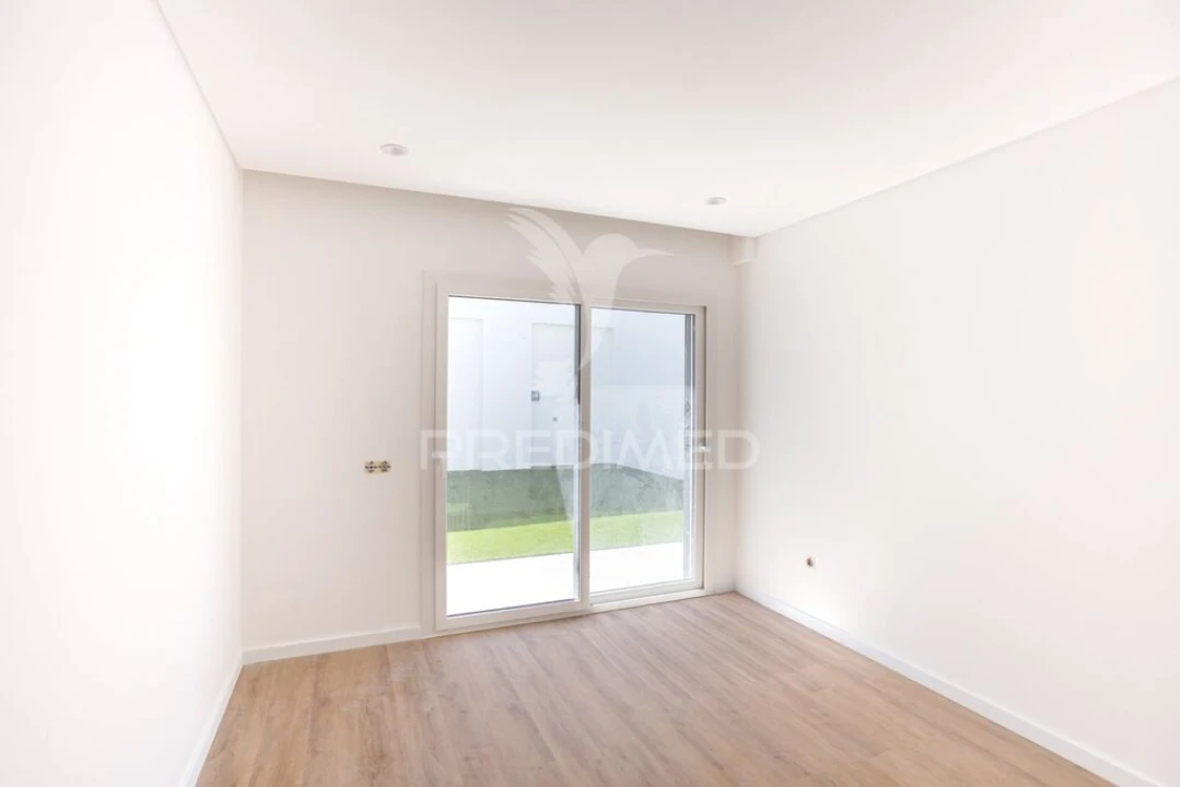 Moradia T5 para Venda em Santa Iria de Azoia, São João da Talha e Bobadela Foto 20