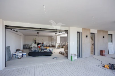 Moradia T5 para Venda em Santa Iria de Azoia, São João da Talha e Bobadela