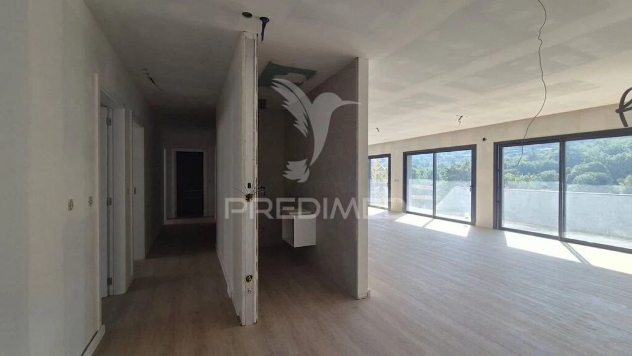 Apartamento T3 para Venda em Azias Foto 4