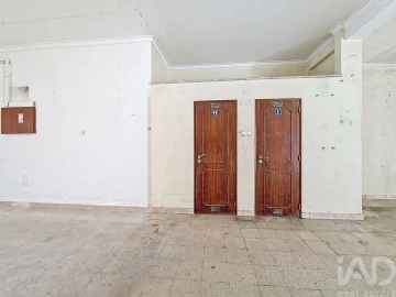 Loja para Venda em Camarate, Unhos e Apelação