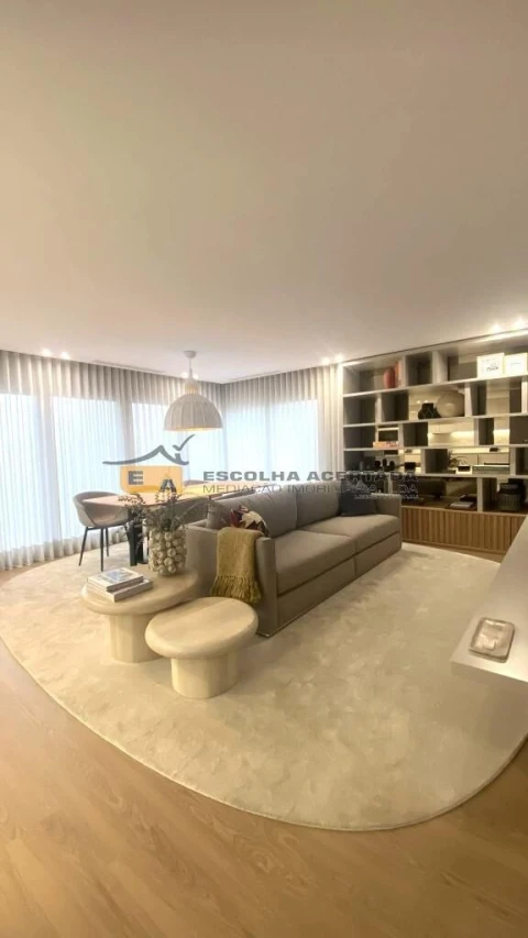 Apartamento T3 para Venda em Cidade da Maia