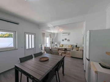 Moradia T4 para Venda em Monte Gordo