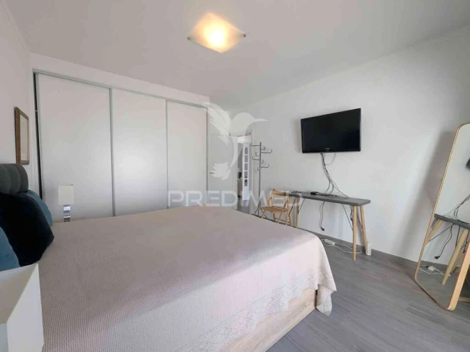 Moradia T4 para Venda em Monte Gordo Foto 16