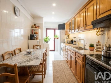 Apartamento T3 para Venda em Subportela, Deocriste e Portela Susã